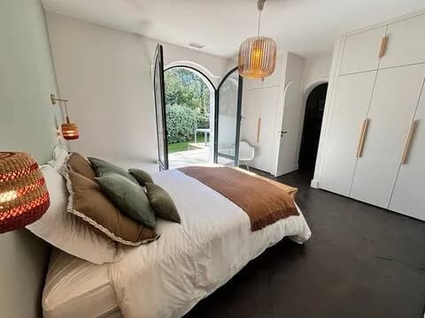 Villa climatisée, piscine chauffée entre lac à 200m et océan à 600m, 5min centre ville d'Hossegor