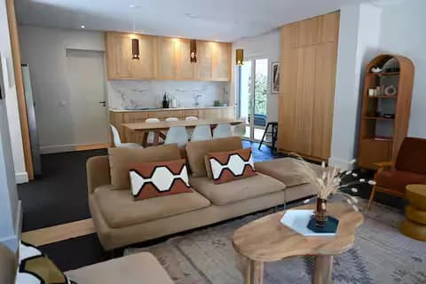 Villa climatisée, piscine chauffée entre lac à 200m et océan à 600m, 5min centre ville d'Hossegor