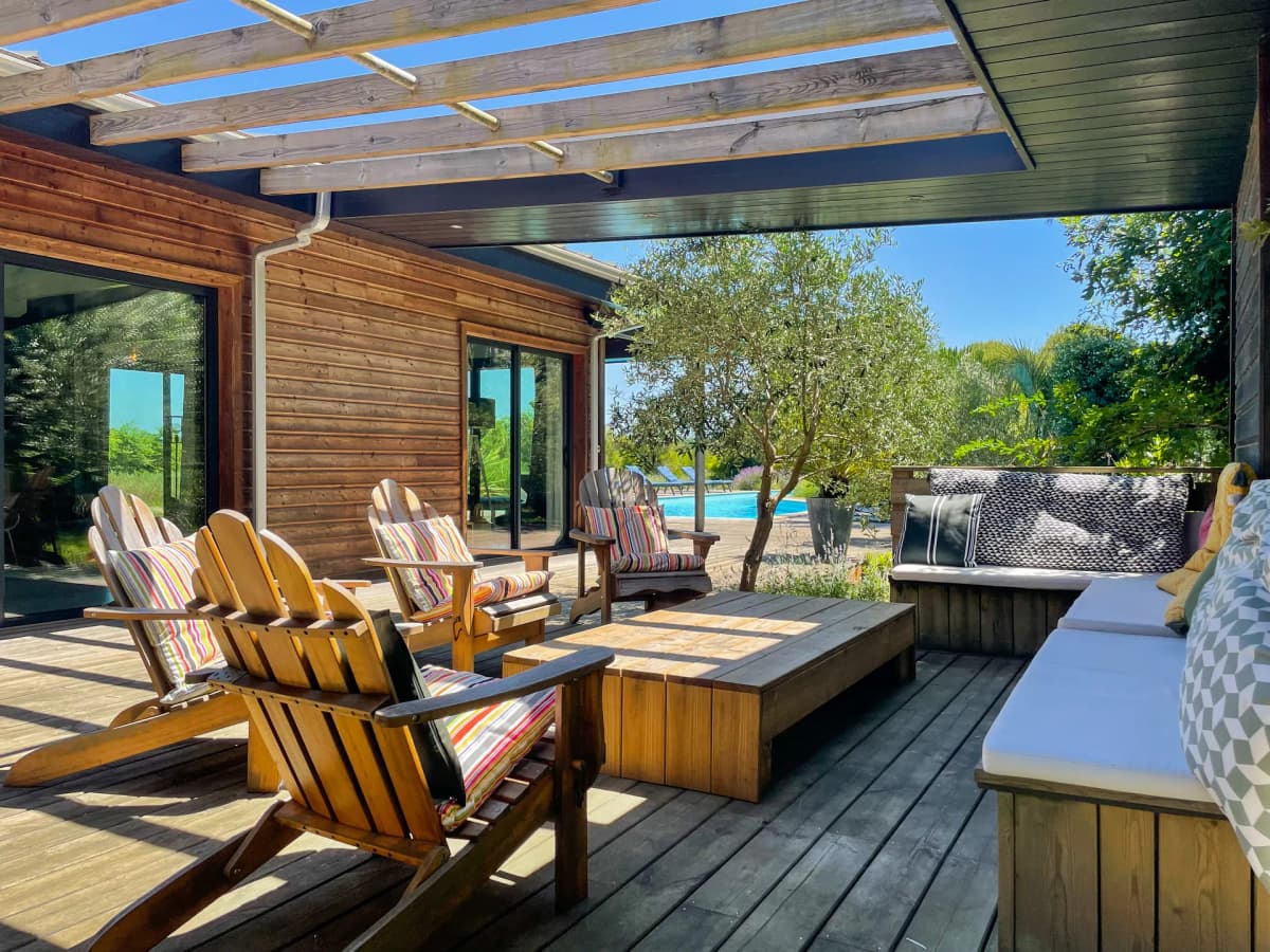 Villa 4* climatisée, piscine chauffée, ping-oing, pétanque, proche golf et centre Hossegor