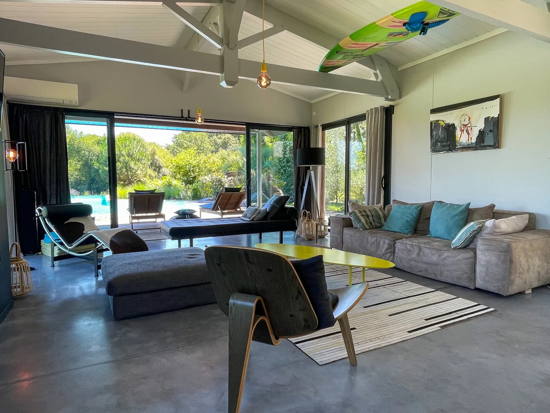 Villa 4* climatisée, piscine chauffée, ping-oing, pétanque, proche golf et centre Hossegor