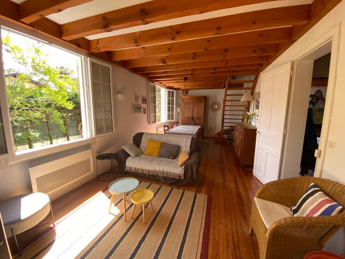 Maison avec jacuzzi, climatisation, 5min à pied de la plage et du centre ville