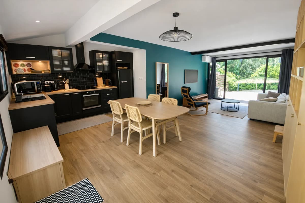 Maison T3 climatisée, plage, forêt, golf, parking privé