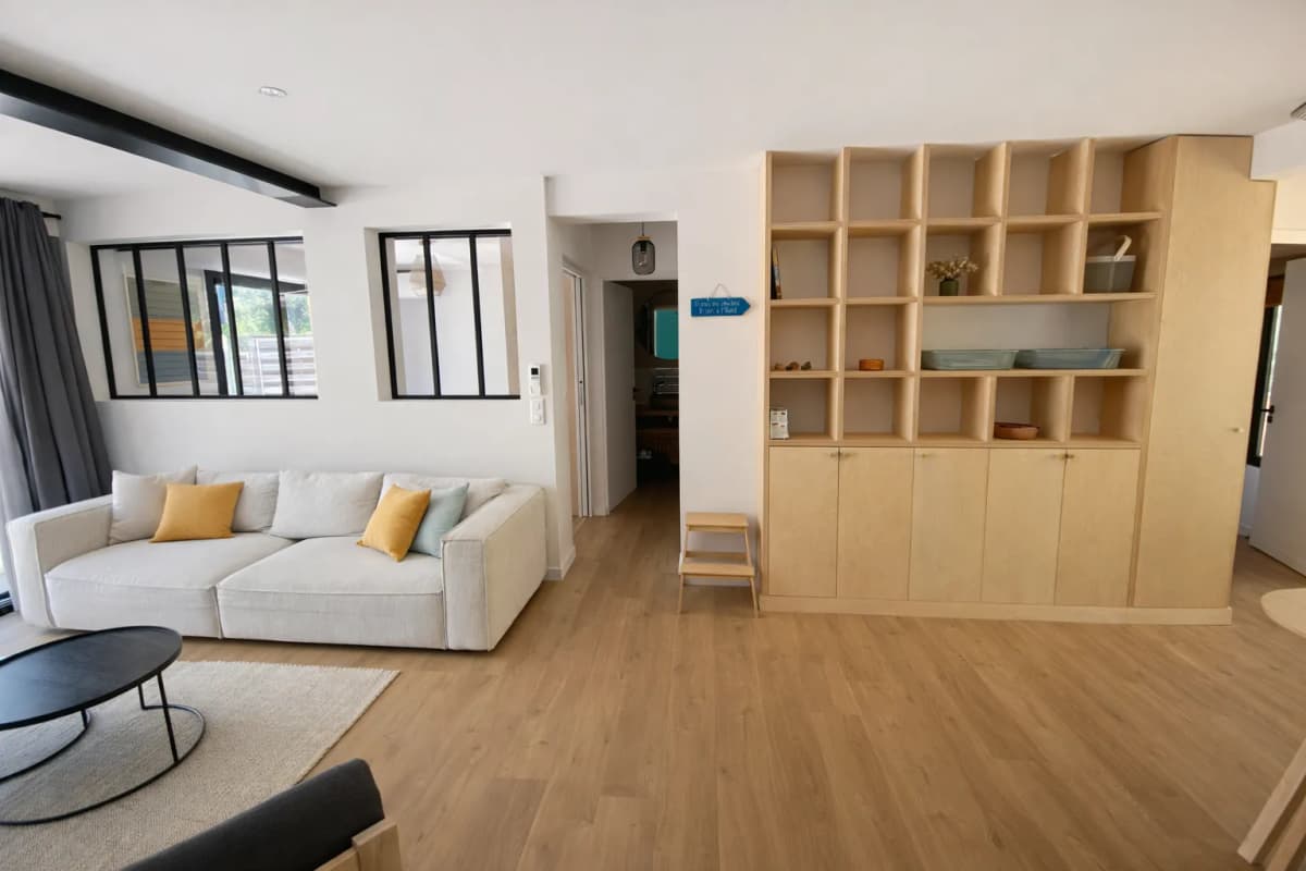 Maison T3 climatisée, plage, forêt, golf, parking privé