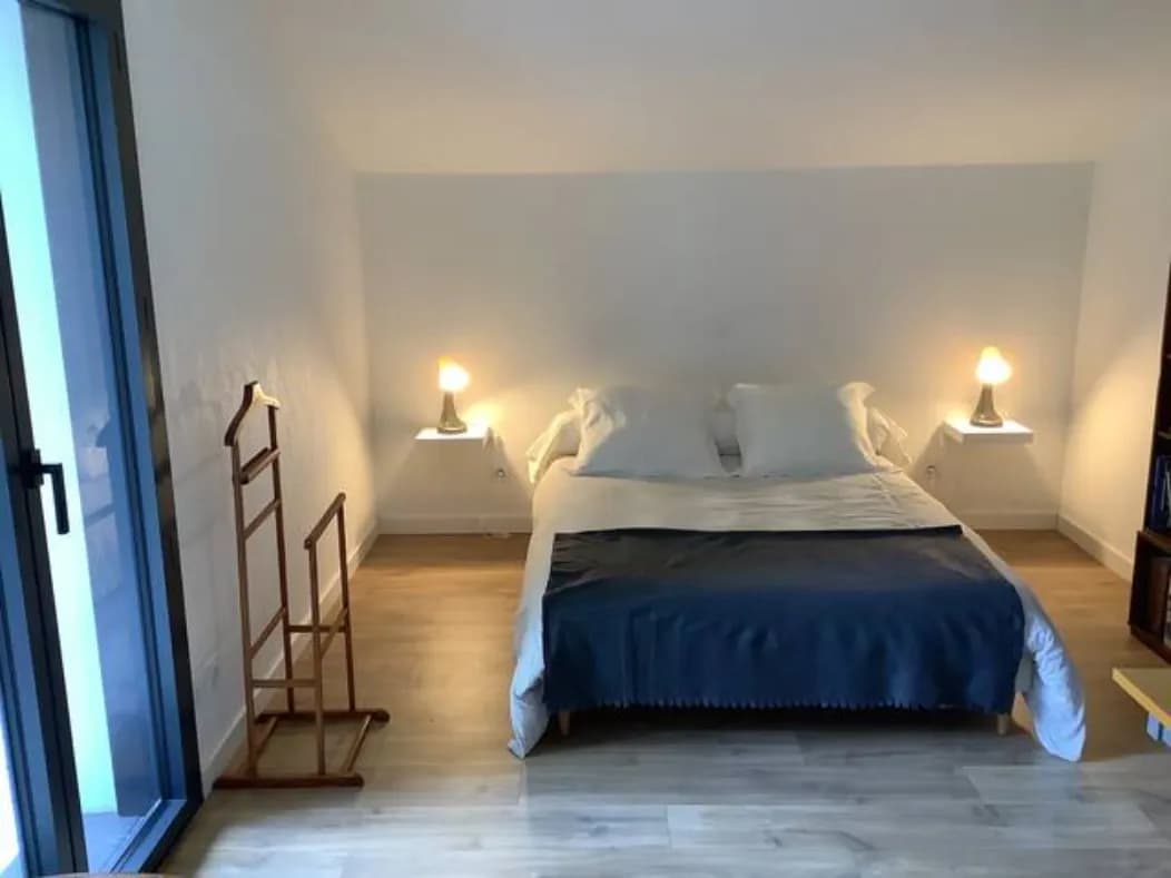 Villa calme, confortable entre mer et forêt.