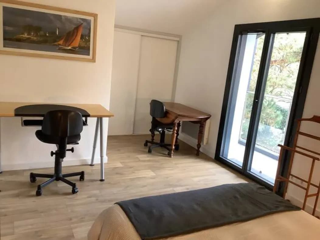 Villa calme, confortable entre mer et forêt.