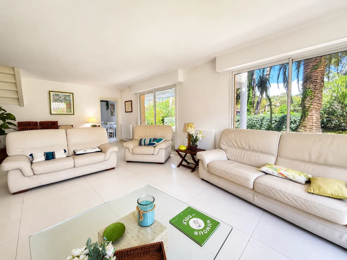 Maison avec piscine, golf, forêt, plage