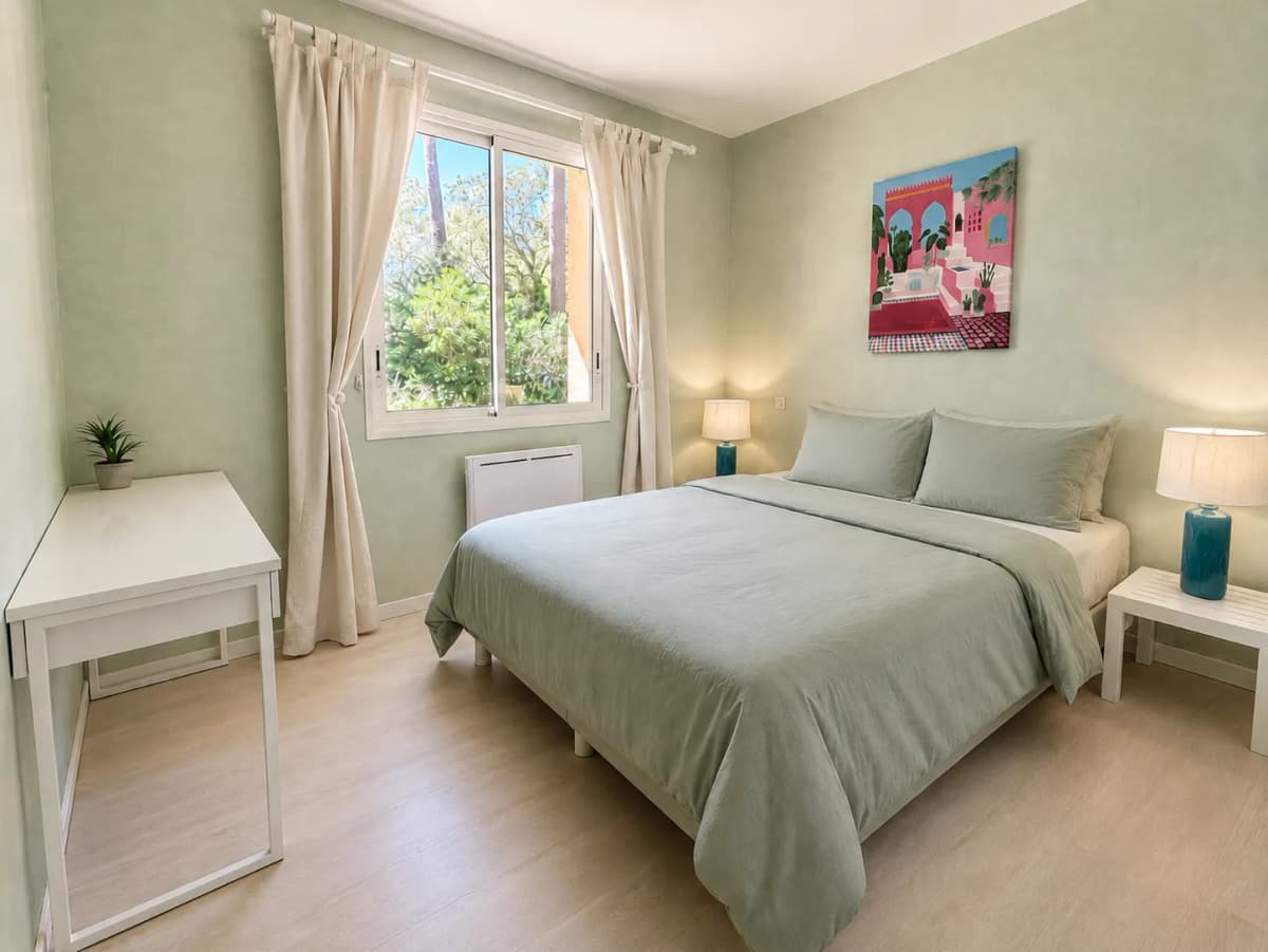 Maison avec piscine, golf, forêt, plage