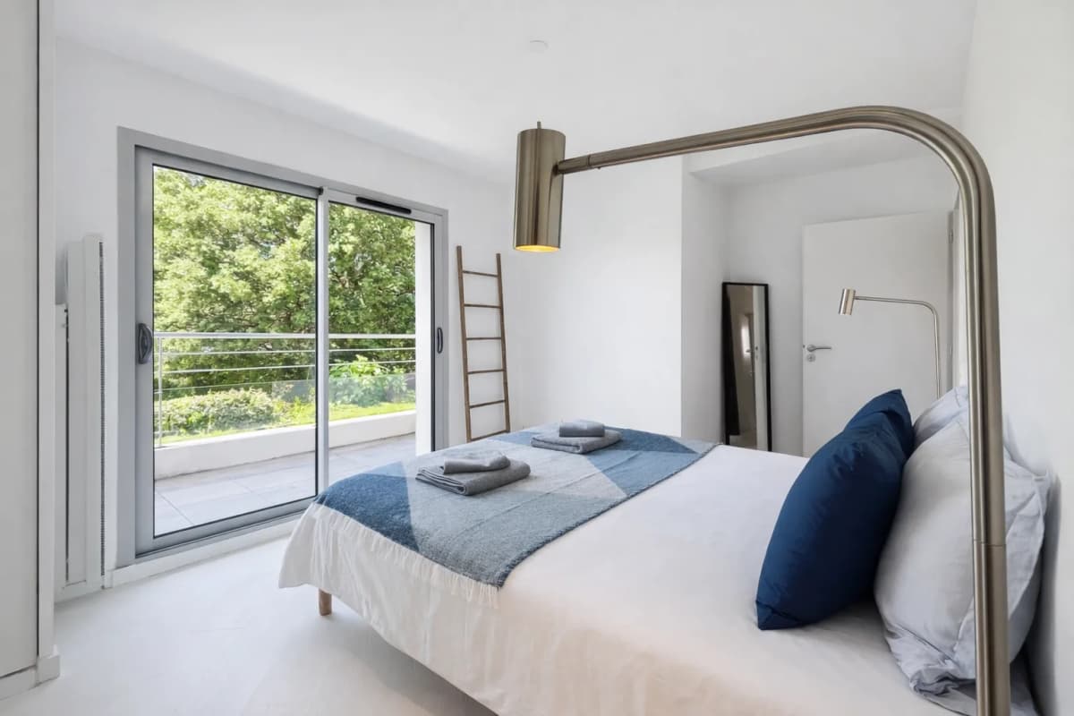 Villa 300m du lac et 5min à pied du centre ville d'Hossegor, calme et confort