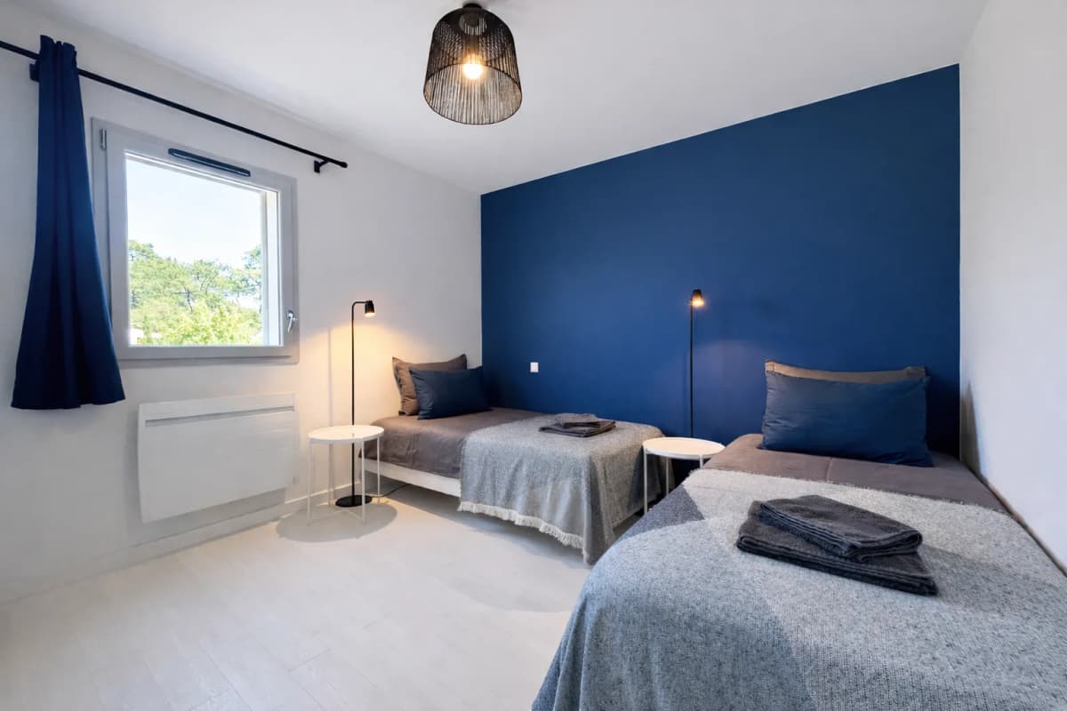 Villa 300m du lac et 5min à pied du centre ville d'Hossegor, calme et confort