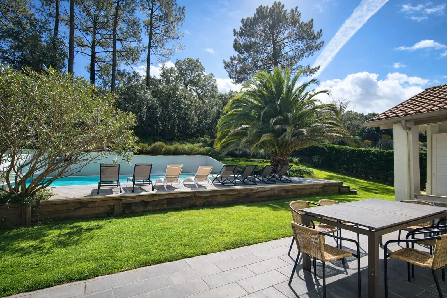 Villa 4*climatisée piscine chauffée proche lac, tennis, golf et centre ville d'Hossegor