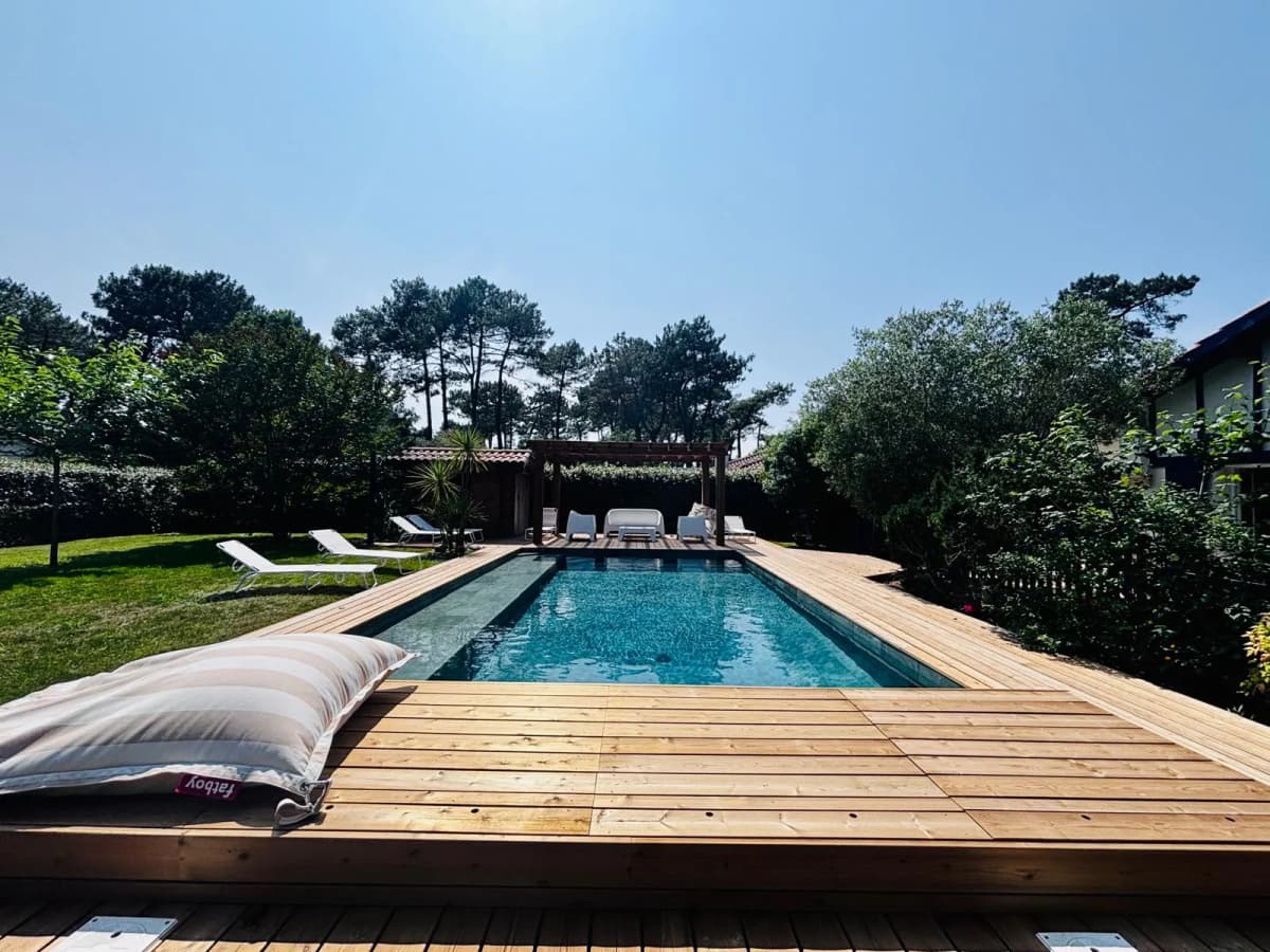 Villa 4* piscine chauffée, lac Hossegor à pied