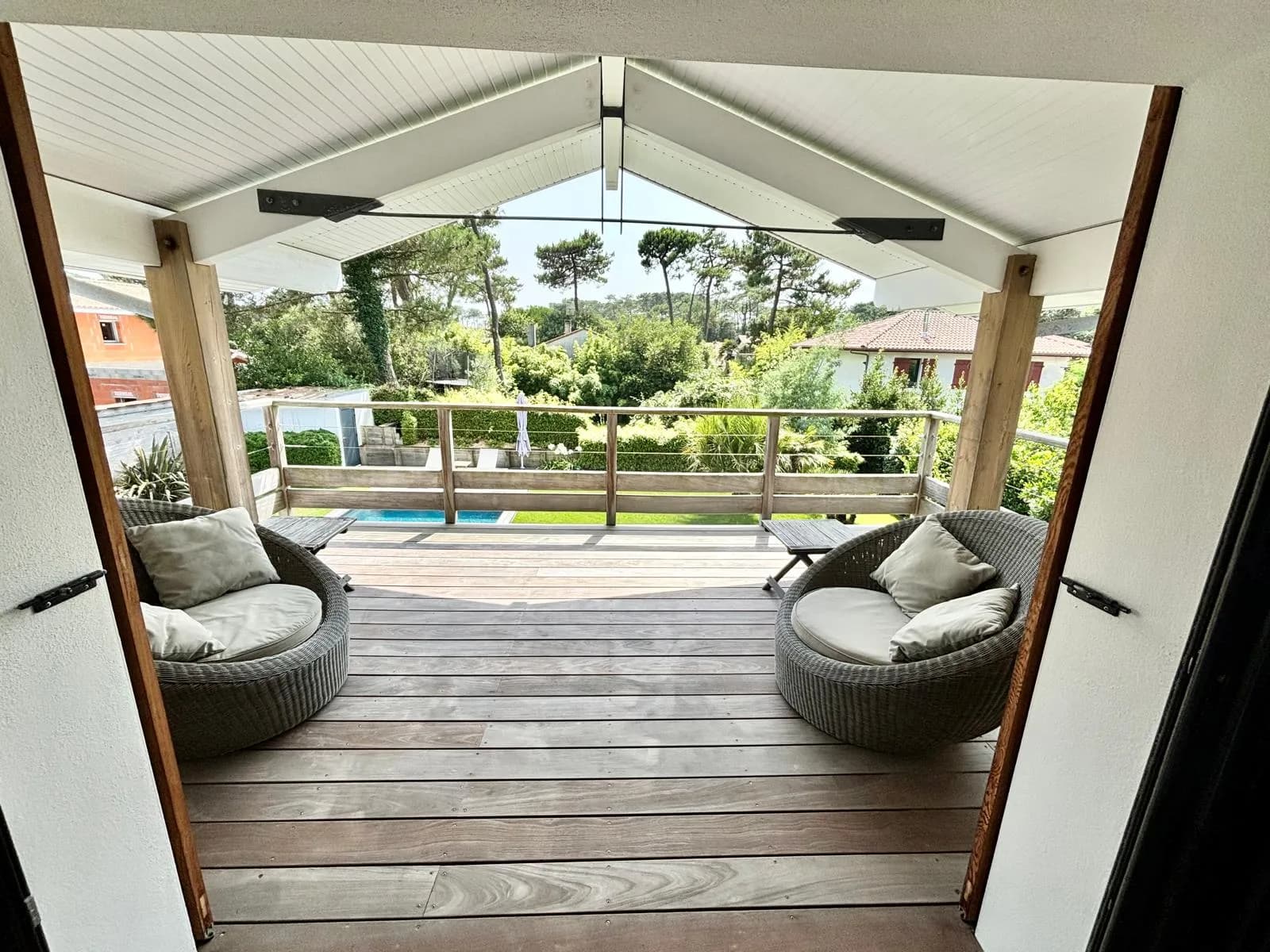 Villa 4* piscine chauffée, climatisation, 500m plage, 5min à pied centre ville