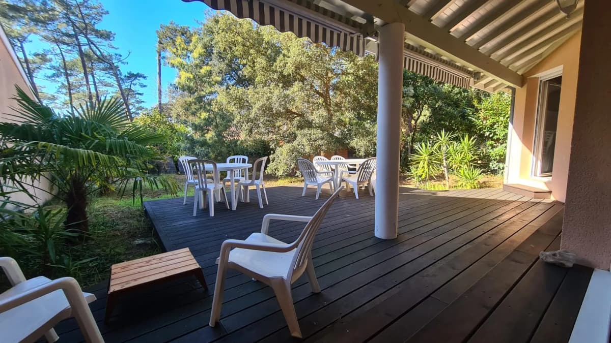 Maison jardin, calme, bout du lac, plage Estagnot