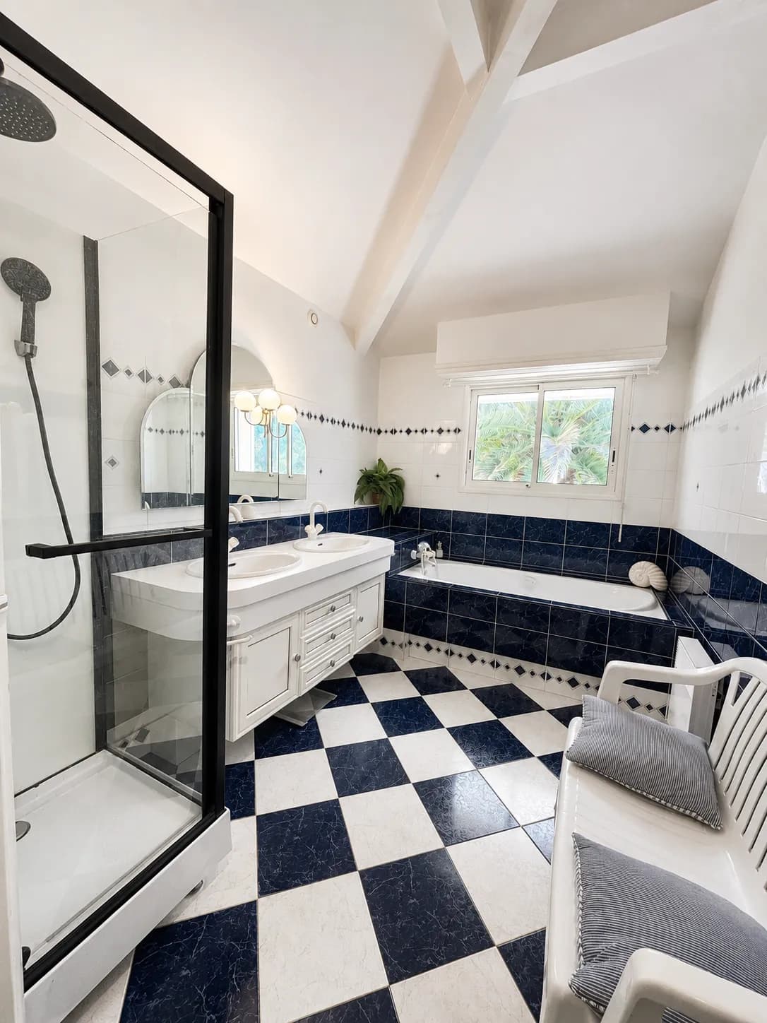 Maison avec piscine, golf, forêt, plage